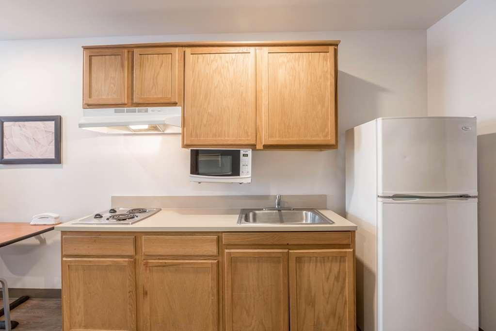 Extended Stay America Select Suites - Orlando - Sanford - Airport Номер фото