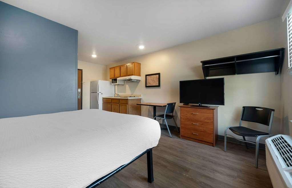 Extended Stay America Select Suites - Orlando - Sanford - Airport Номер фото