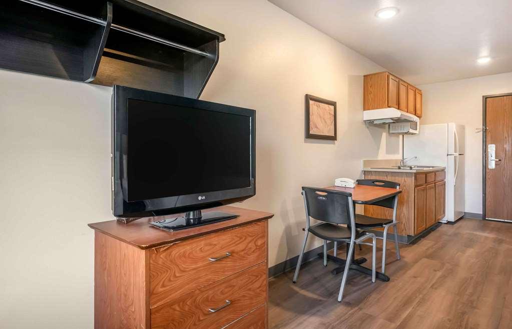Extended Stay America Select Suites - Orlando - Sanford - Airport Номер фото