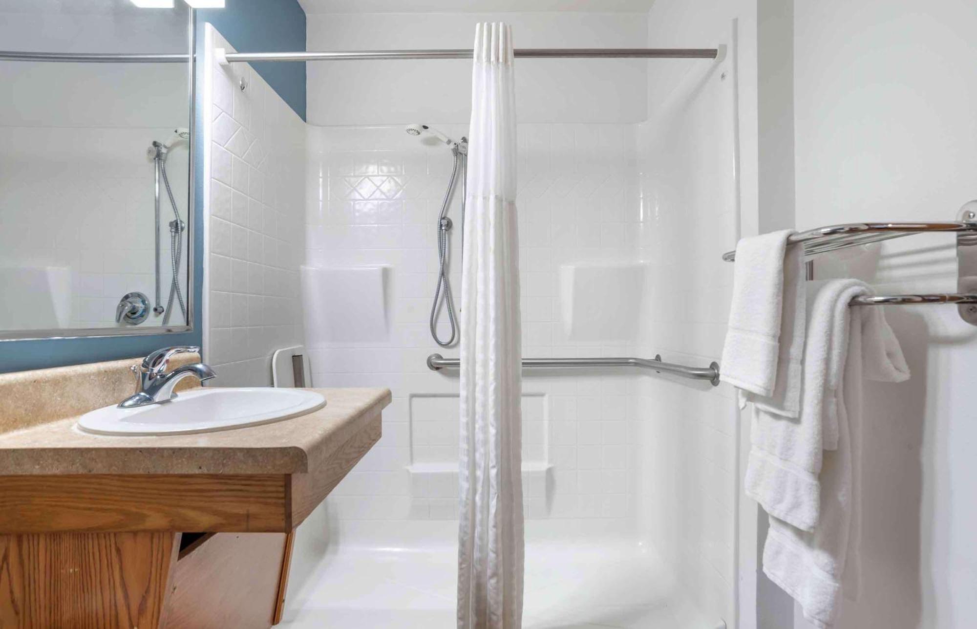 Extended Stay America Select Suites - Orlando - Sanford - Airport Экстерьер фото