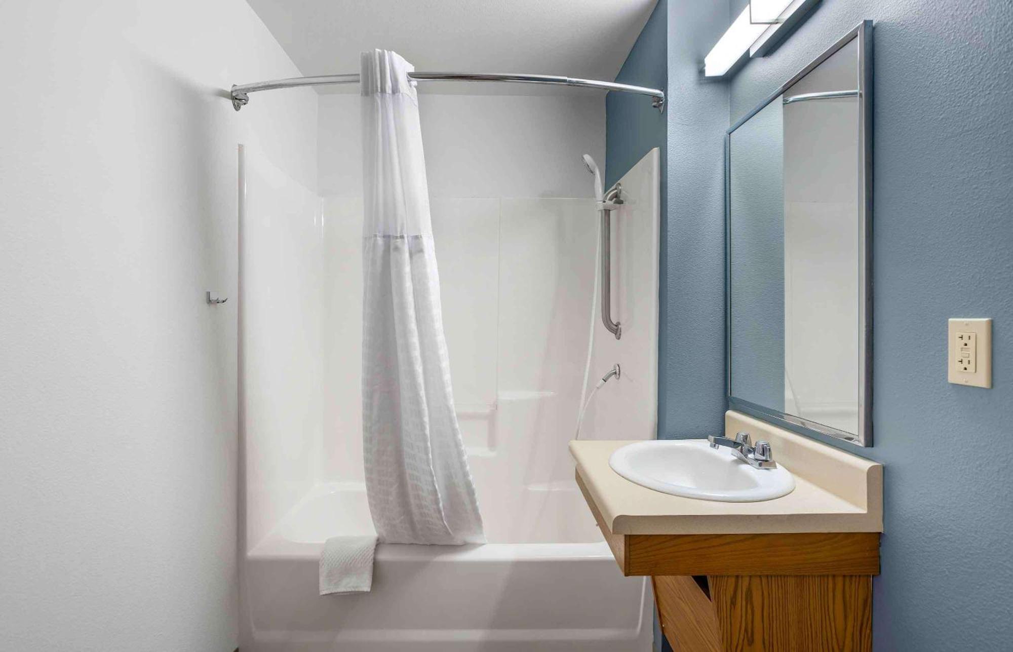 Extended Stay America Select Suites - Orlando - Sanford - Airport Экстерьер фото